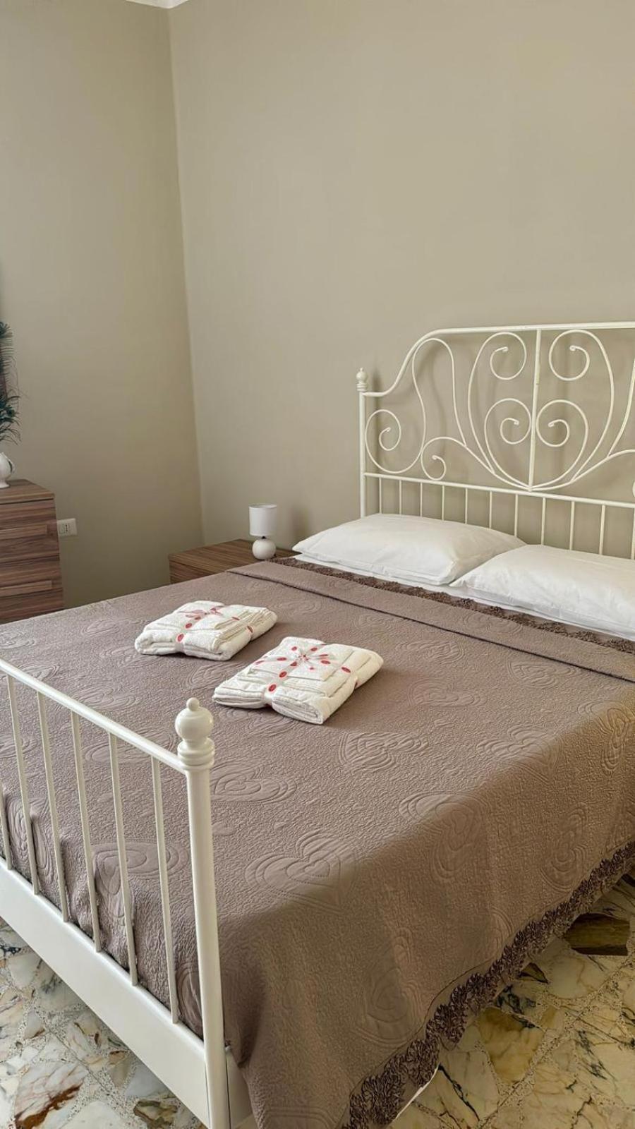 Ely House Apartment มอนเต ซานตานเจโล ภายนอก รูปภาพ
